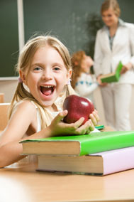 Happyschoolgirl,redapple,classroom