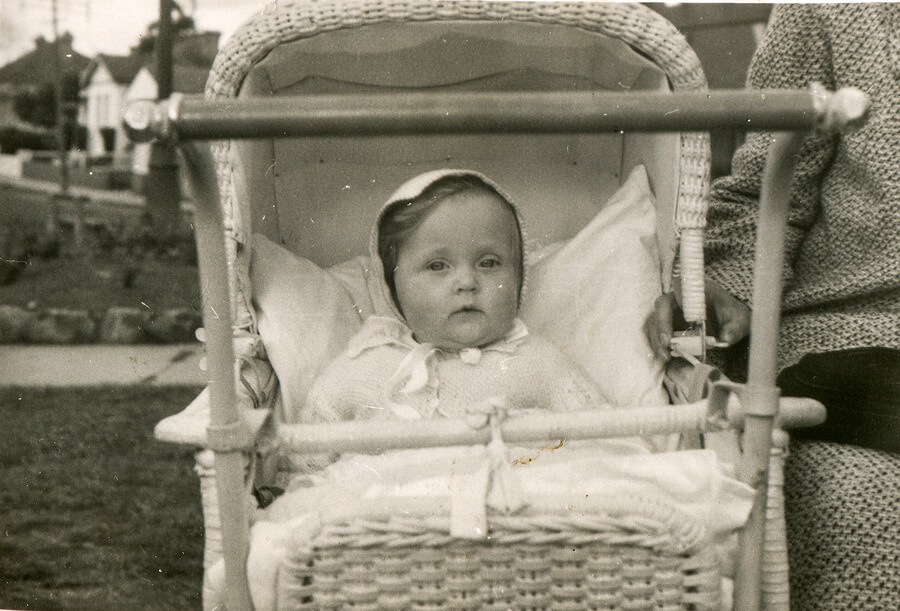 1950s baby girl name, Linda
