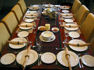Set Dinner Table