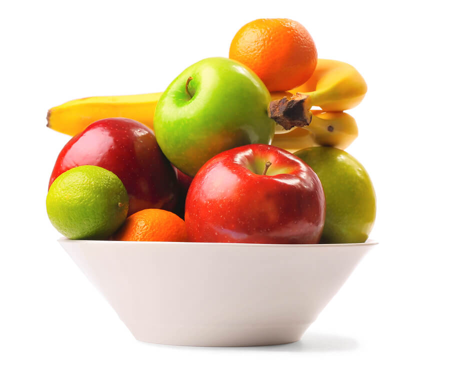 Green school lunch ideas, bowl of fresh fruit