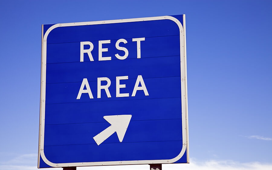 Tips for Road Trips and Car Travel with Kids, rest area highway sign