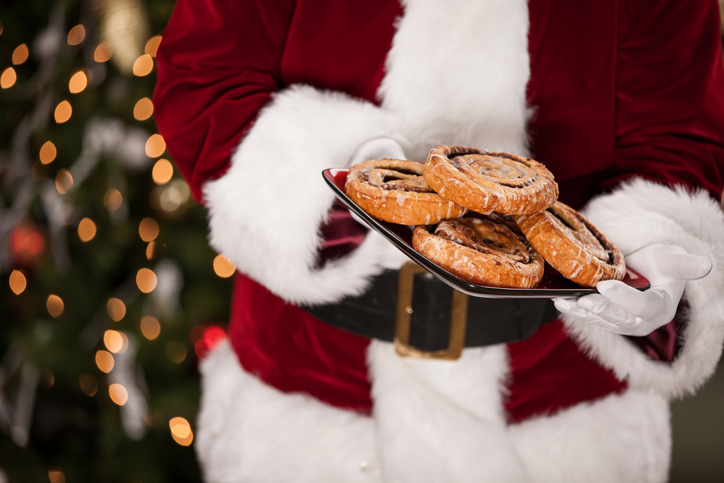 Christmas Cinnamon Rolls