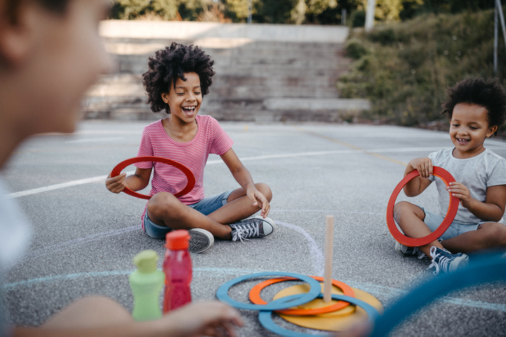 48 Minute to Win It Games for Kids to Banish Boredom - FamilyEducation