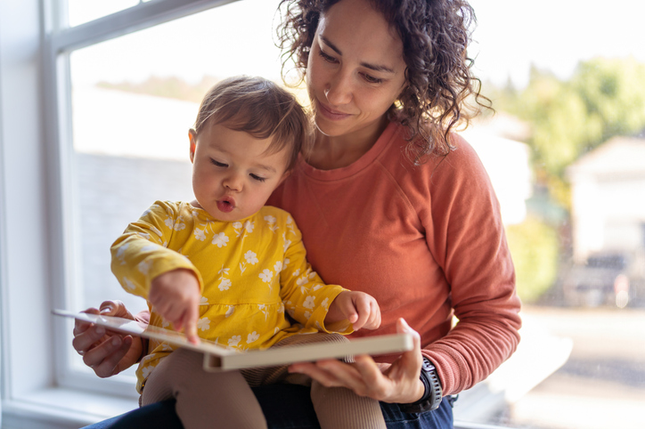 Tips For Reading Aloud to Babies