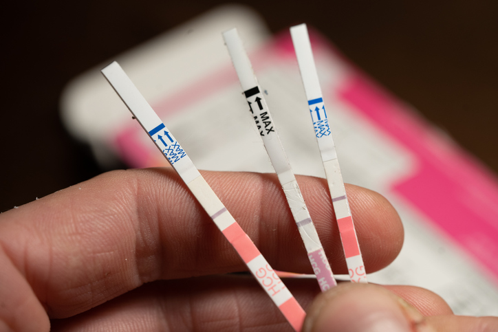 Will a Pregnancy Test Be Positive During Implantation Bleeding?