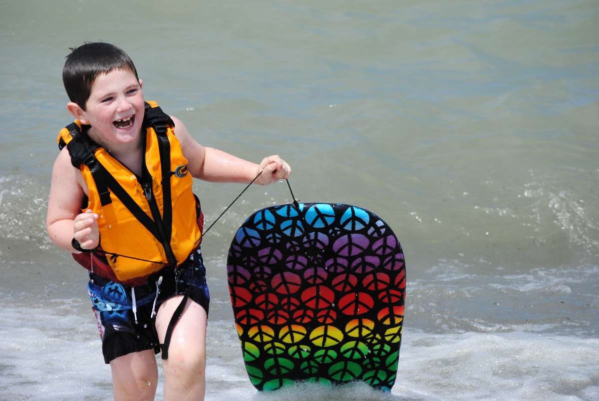 Water safety tip: Kids should always wear life jackets.