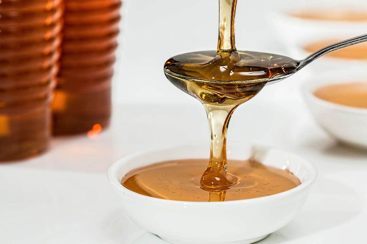 Honey is one way to treat allergies that can exacerbate asthma in children