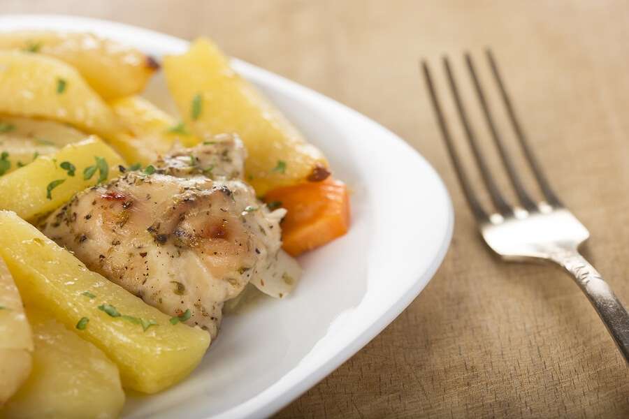 Slow Cooker Chicken and Potatoes Recipe