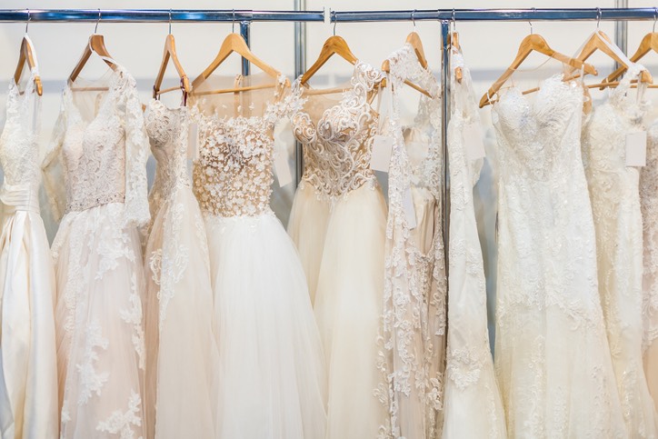 How Should You Start Shopping for A Maternity Wedding Gown?