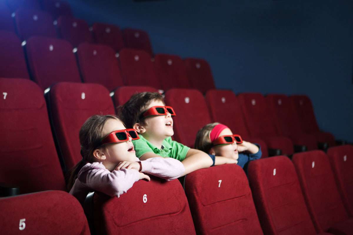 kids taking advantage of amc summer movie discount