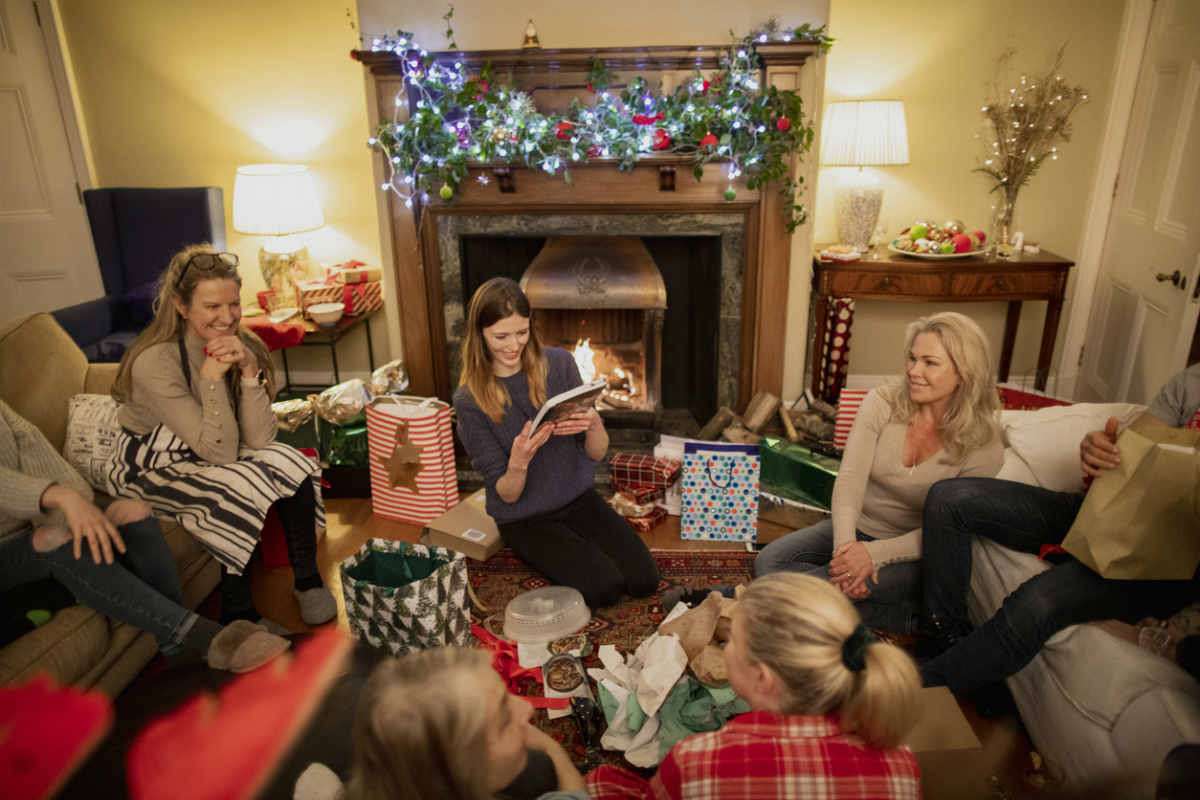 Идеи обмена рождественскими подарками для больших семей
