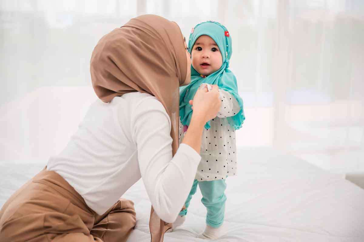 Top Muslim Girl Names (and Their Urdu Meanings) - FamilyEducation