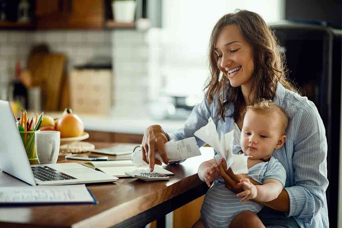 10 Ways to Make Money as a Stay at Home Mom Starting an online store
