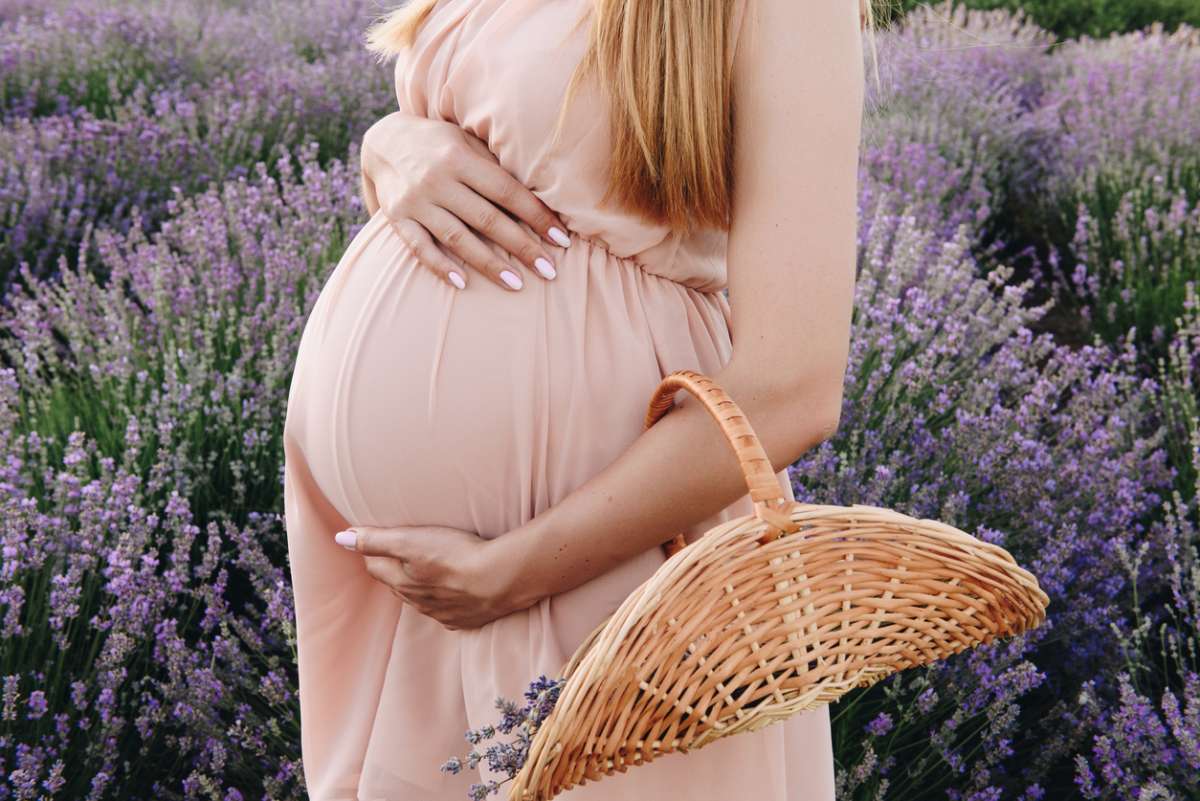 Great Maternity Photoshoot Ideas picture