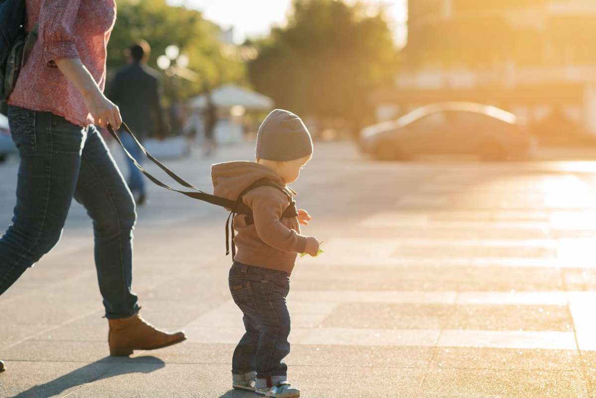 Is it Harmful to Use a Kiddie Leash on a Child?