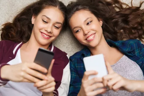 Teen Girls on Smartphones