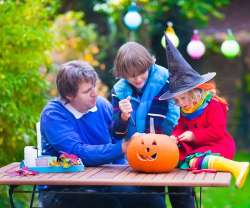 5 Pumpkin Crafts for Toddlers 