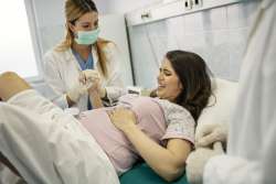 5 Signs and Symptoms of Labor