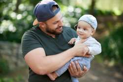 6 Traits Babies Inherit From Their Father