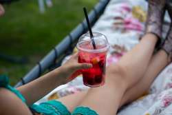 New Starbucks Pregnancy Drink to Induce Labor: Debunked!