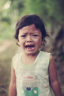 How to deal with tantrums