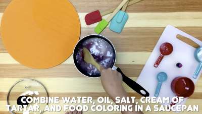 Step-by-Step directions on how to make homemade playdough