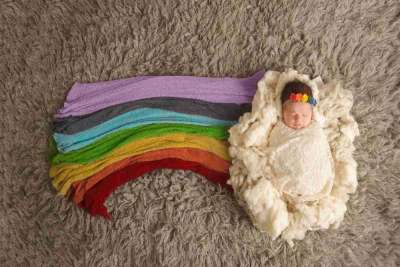12 meaningful rainbow baby gifts