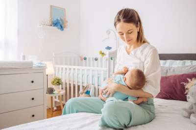 What is cluster feeding?