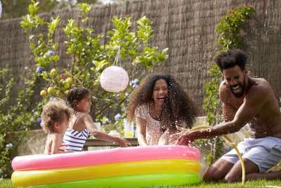 15 Fun Water Games