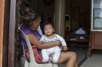 Filipino baby boy with mom 