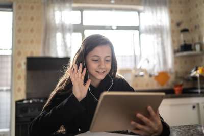 How Teen Girls with Autism Find Community on TikTok 
