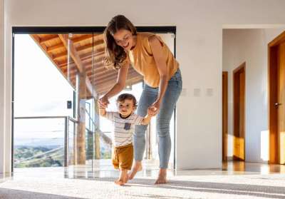 Baby's Milestones: From Tummy Time to Cruising