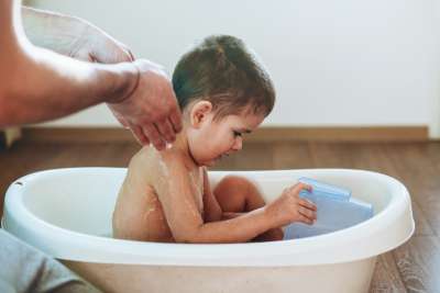 Do Oatmeal Baths Really Work for Eczema and Itchy Skin?