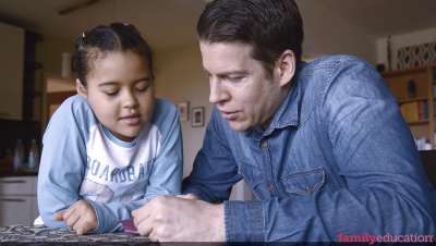 Getting Your Kid a Cellphone? Ask Yourself These Questions