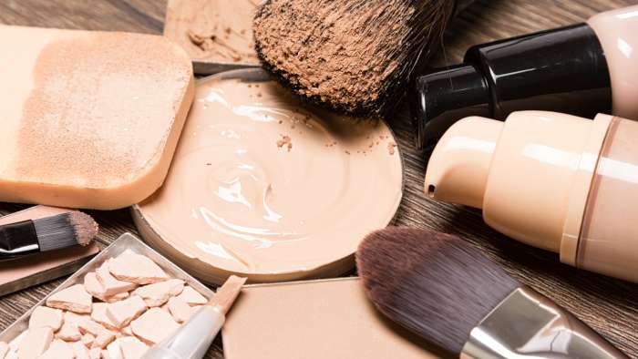 makeup can be very germy