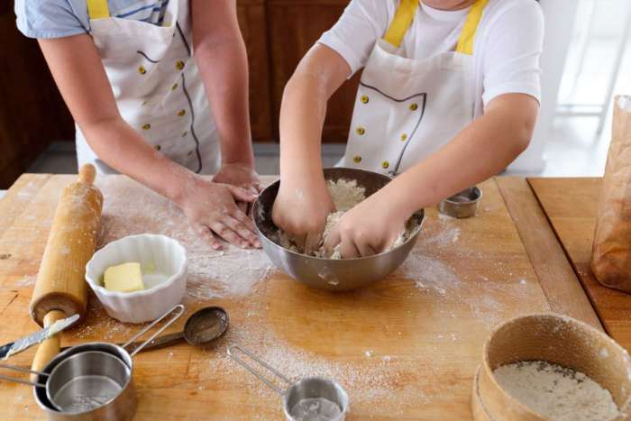 8 life skills to teach your kids during quarantine