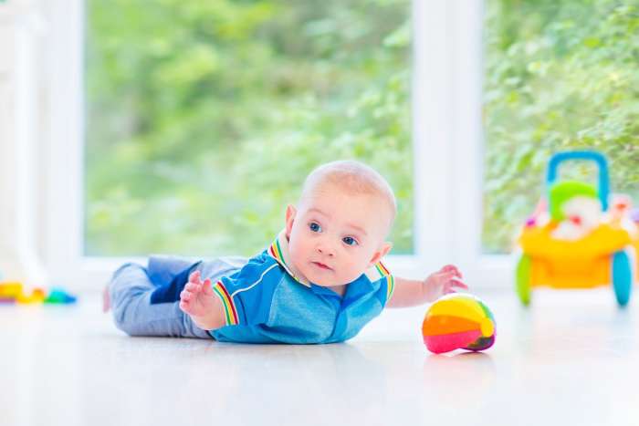 When Should Baby Roll Over?