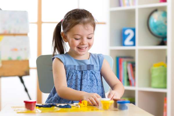 How to organize your child's playroom