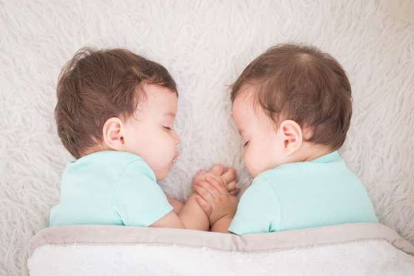 twin baby boys sleeping