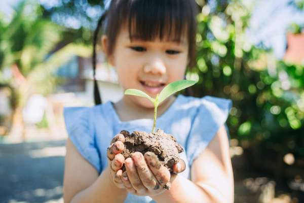 5 ways to get kids to appreciate environmental awareness