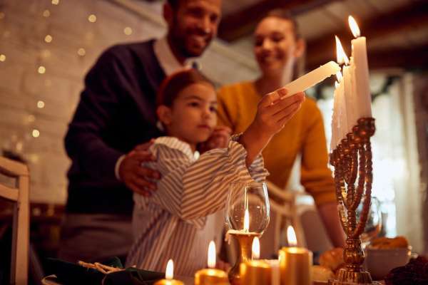 10 Hanukkah Activities Your Toddler Will Love