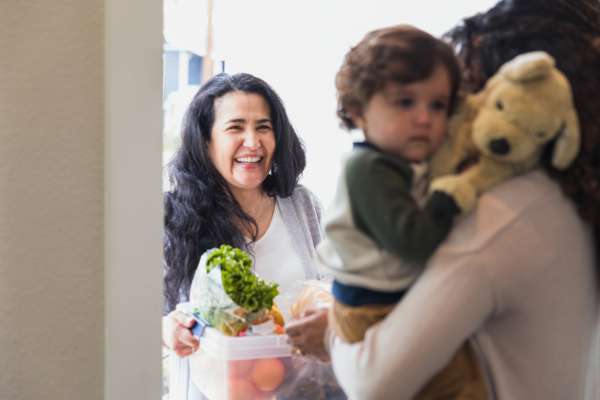 How to Start a Meal Train for New Parents