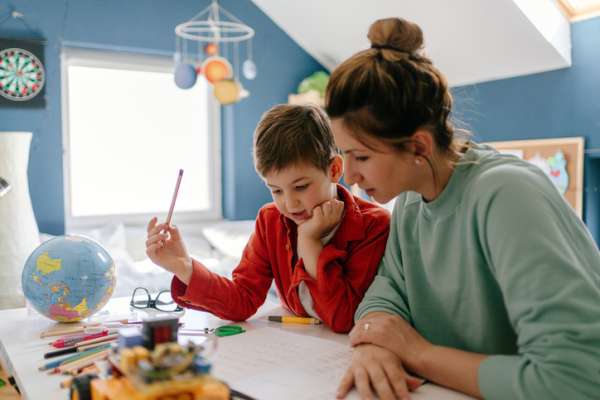 Homeschooling Pros and Cons for Kids and Parents