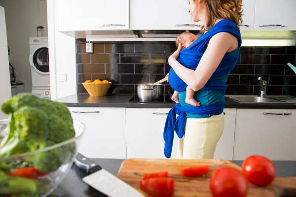 Your Postpartum Meal Plan: Healthy and Simple Postpartum Diets