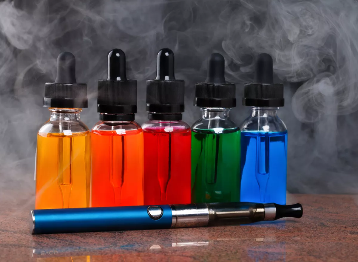 Teens And Vaping 5 Things Every Parent Needs To Know Familyeducation